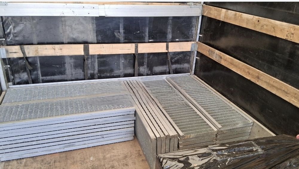 Vând grătare sau scări sau trepte la cel mai bun pret