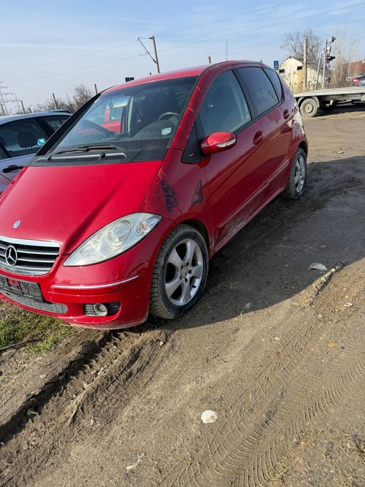 Dezmembrez Mercedes  A160D A180D Piese