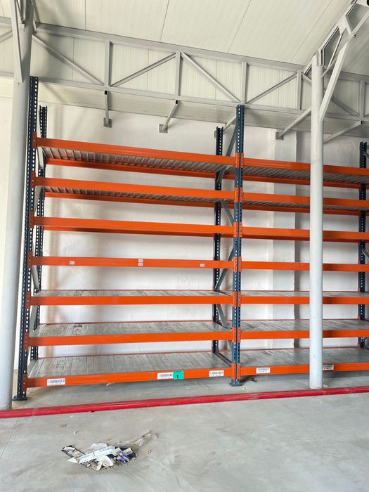 Rafturi metalice pentru europaleti