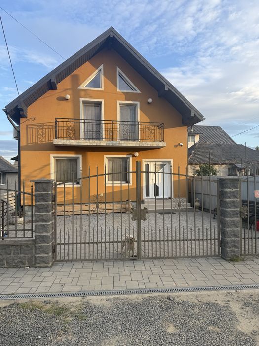 Casa de vanzare Parter + Masarda