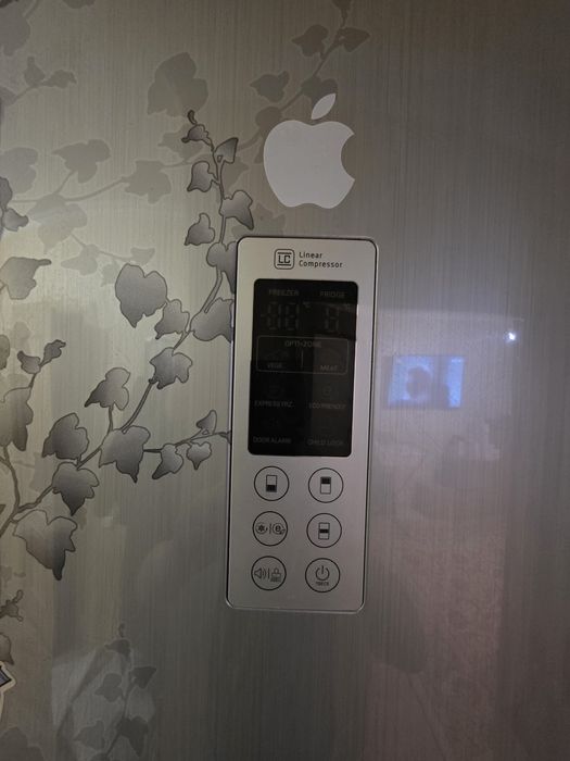 Продам холодильник LG