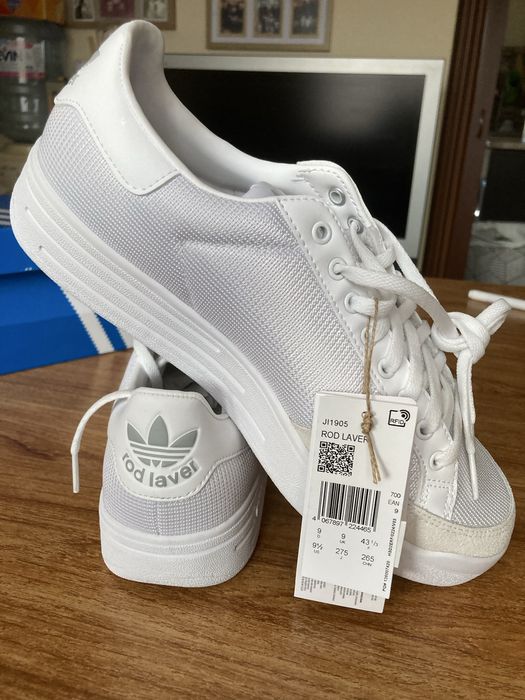 Оригинални мъжки маратонки Adidas Rod Laver