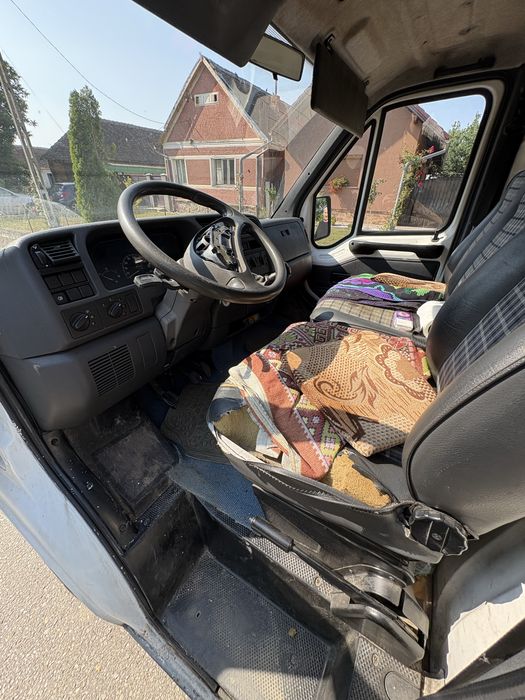 Vand microbuz peugeot Boxer
