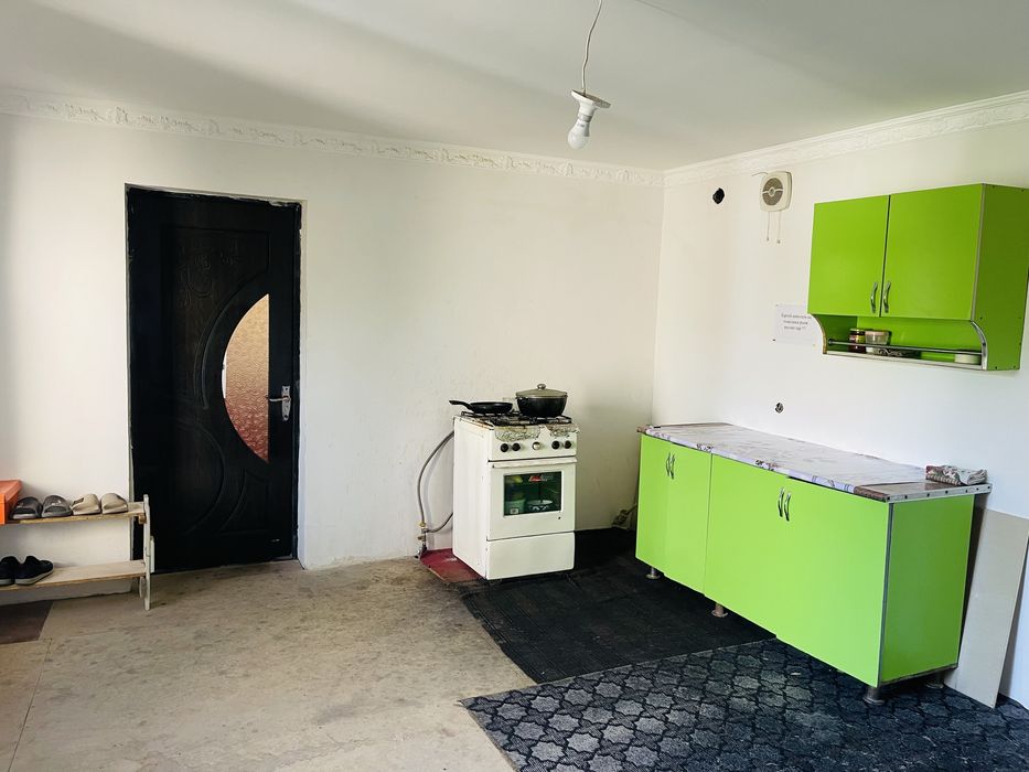 Студент абитуриент угиллар учун квартира бор