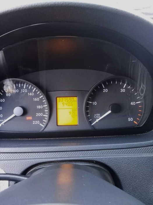 Vând Mercedes Benz vito 2011, 5+1 locuri