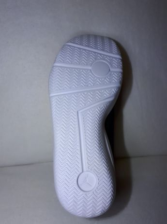 Adidas Nike Jordan marime 39 culoare roșu negru