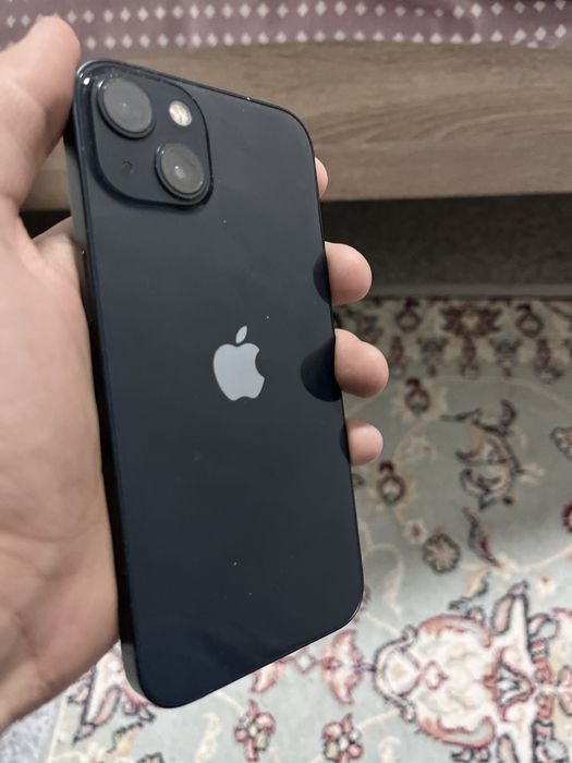 Айфон 13. Б/у.