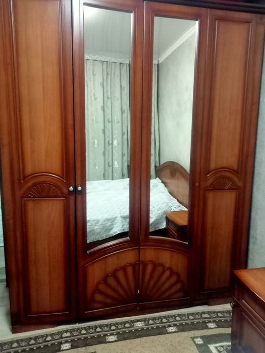 Продам спальний гарнитур