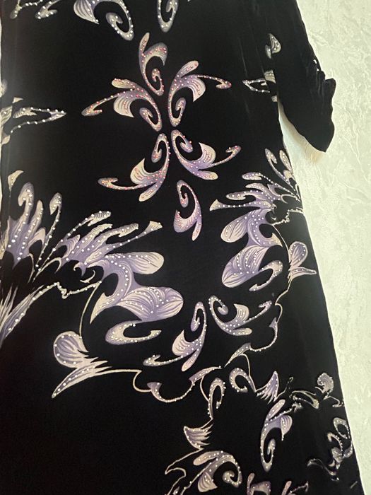 Продам платье 15000 тг