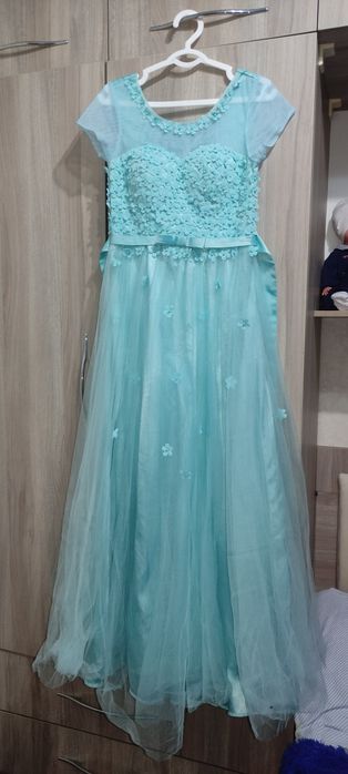 Платье  вечернее