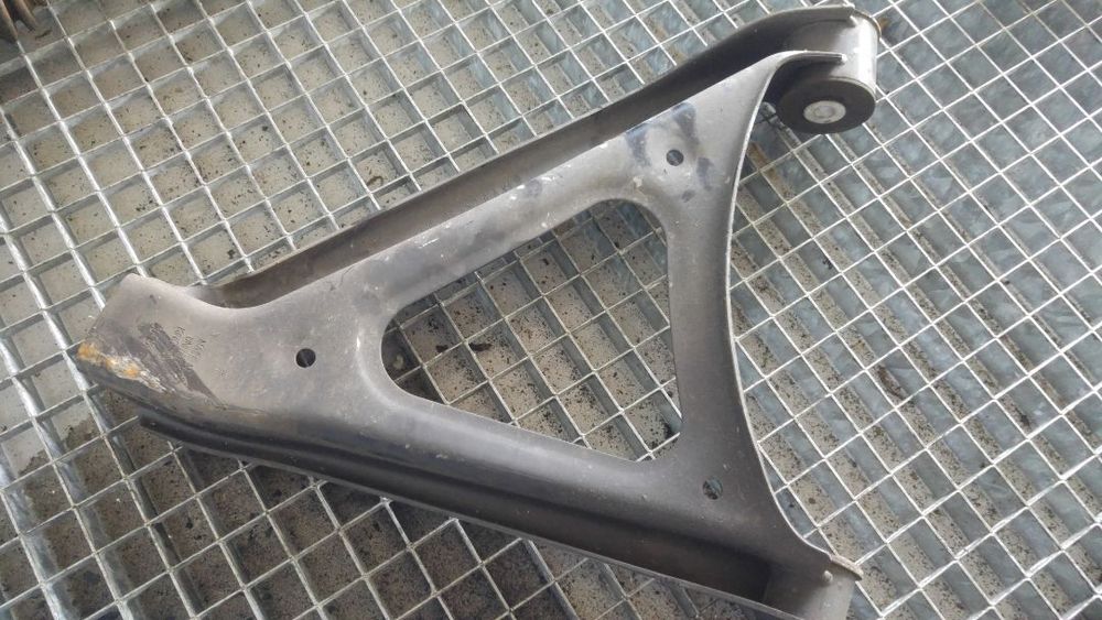 Brat trapez bascula dreapta spate 3.0 tdi bug audi q7 4l 7l0505352aa