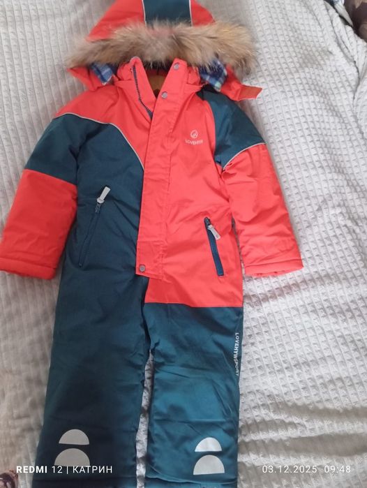 Продам комбинезон на 3 года