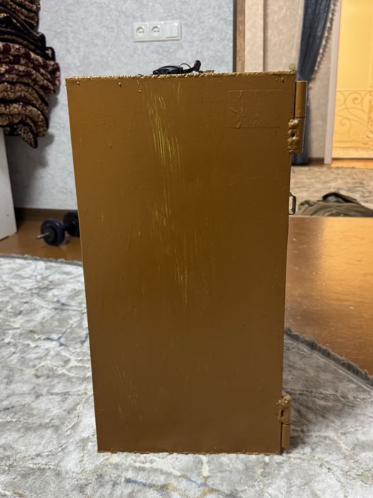 Assalomu alaykum seyf(сейф) pul tilla telefon qmmat narsalani qoyishga