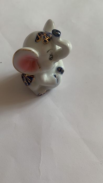 Фарфоровая Статуэтка Фигурка Слоник