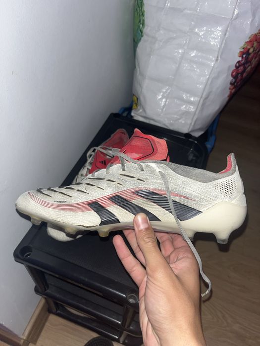 Vand Adidasi Predator pro marimea 42,5