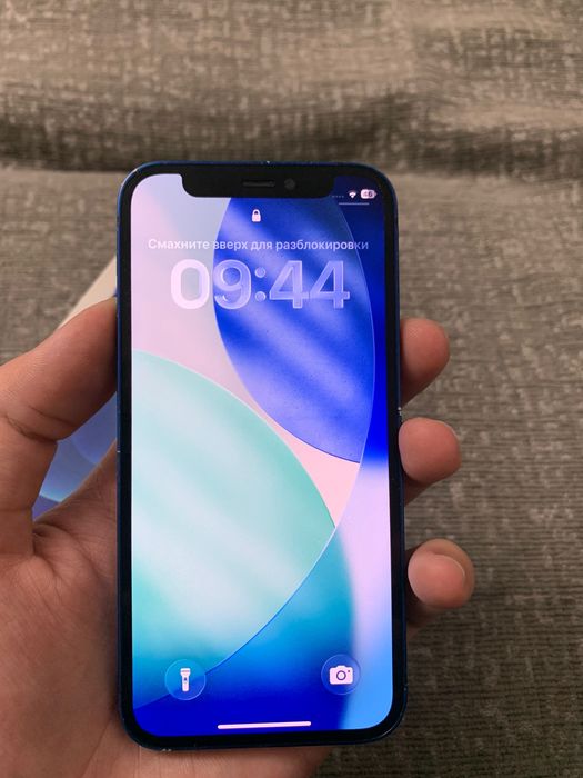 Продам айфон 12 мини