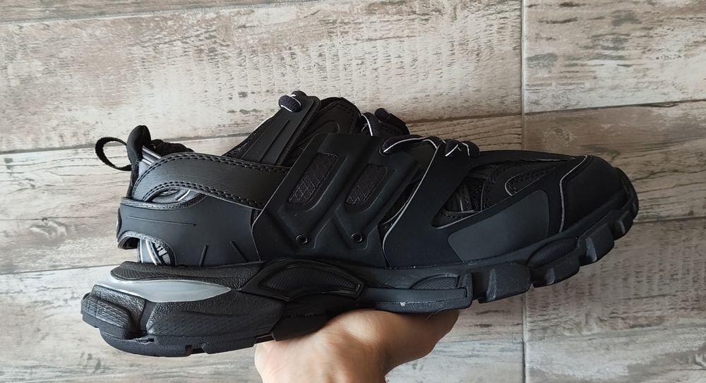 Balenciaga track LED