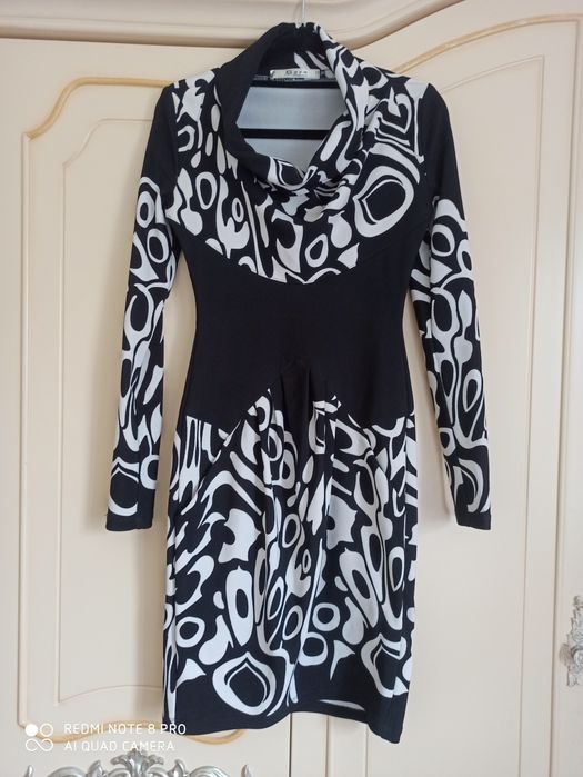 Платья шикарные 40-44р