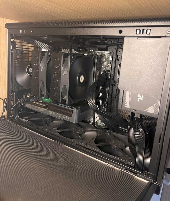 PC Gaming Premium i5-14600K  RTX 5060 Ti 16GB  32GB DDR5 nou