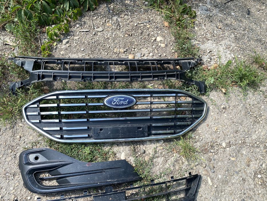 Grila Ford focus 4 facelift 2022 - 2025 grile bara fata