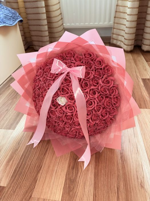 Buchet 101 trandafiri sapun