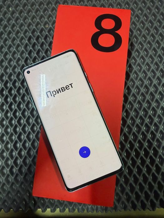 OnePlus 8 256гб .
