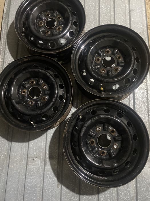 Продам диски R14 Тойота