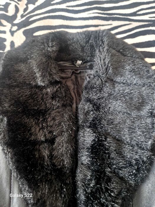 Кожено дълго яке с яка