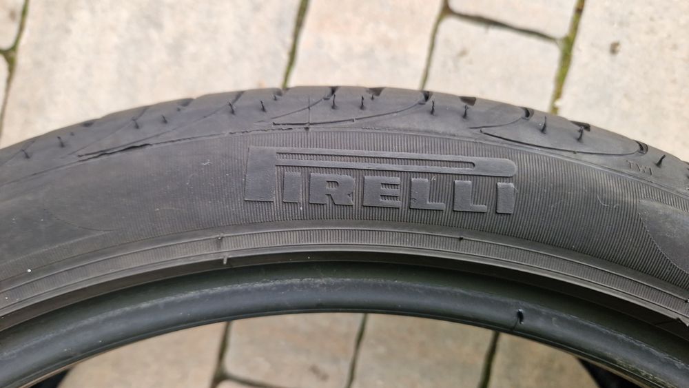 Anvelope vara 215 40 R 18 Pirelli