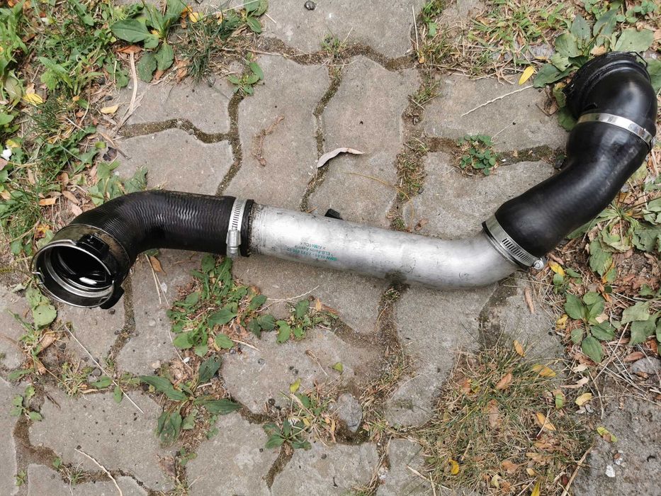 Furtun intercoler  original Bmw e 60 2004