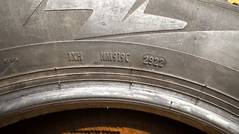 Продам зимние шипованые шины