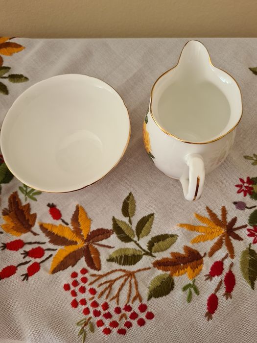 Сет от латиера и отворена захарница