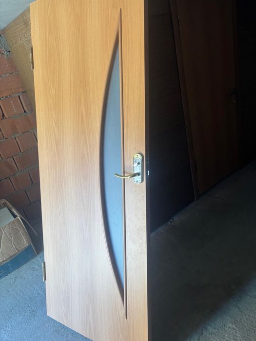 Межкомнатные двери б/у