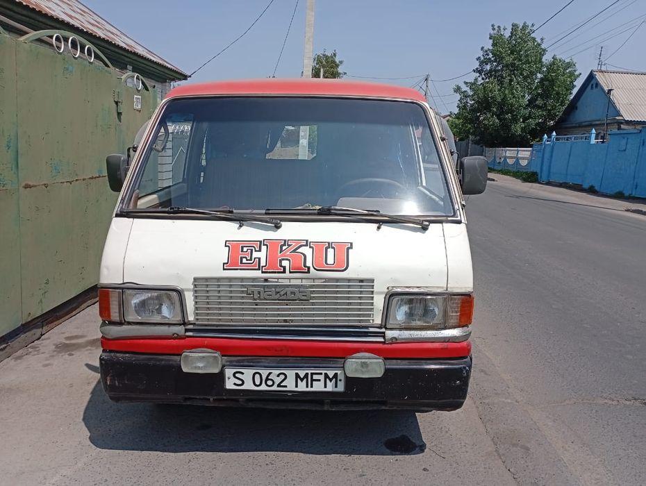 Продам Mazda bongo