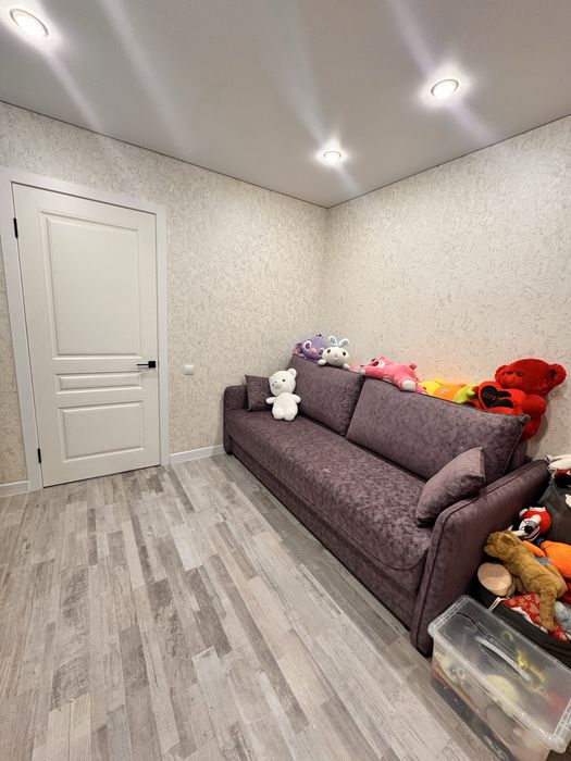 Продам 3 комнатную квартиру