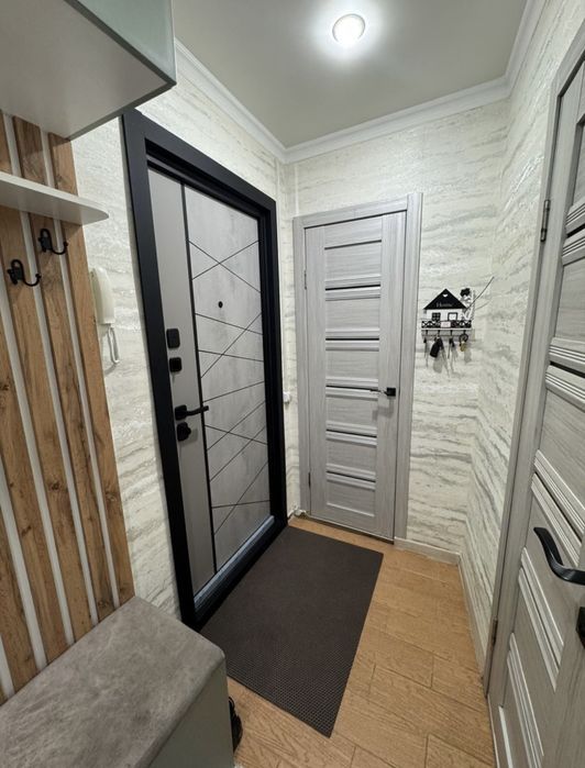 Продам 4-ех Комнатную Квартиру