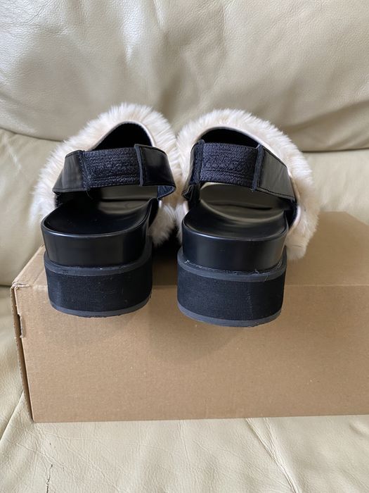 Дизайнерски дамски сандали