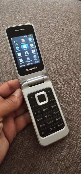 Samsung cu clapeta model C3520 meniu în limba română