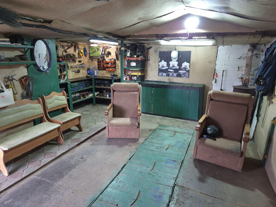 Продам железный гараж