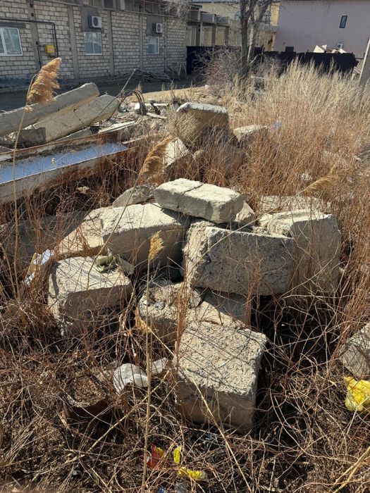 Бетонный отход тегин