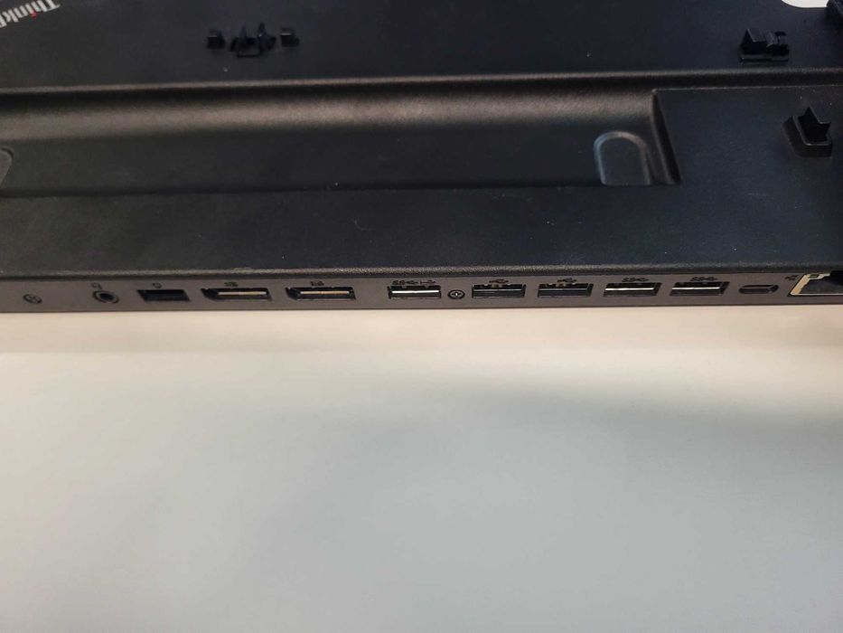 Док-станции ThinkPad Pro Dock (Lenovo)