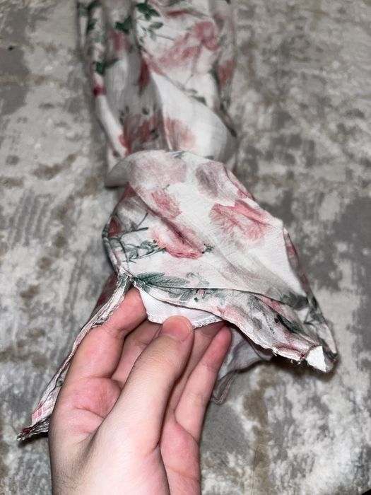 Платье с цветочкам