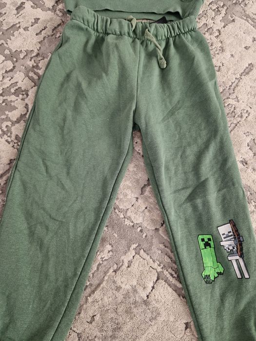 Compleu mărimea 110-116