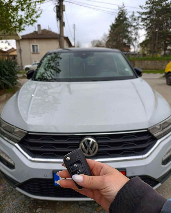 Продавам  VW T-Roc 2019г