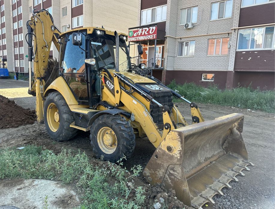 Услуги экскаватора погрузчика 24/7, уборка снега вывоз снега