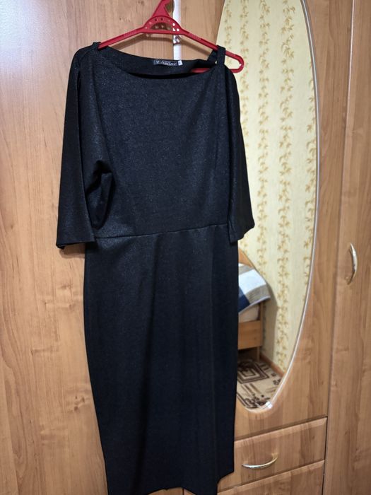 Продам вечерные платья по 5000 тенге