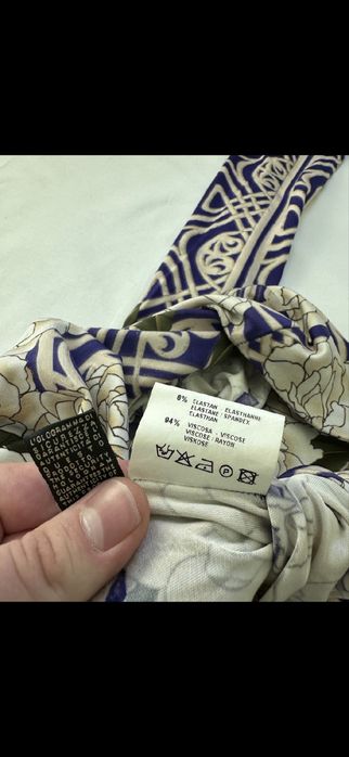 Рокля и блуза на Roberto Cavalli