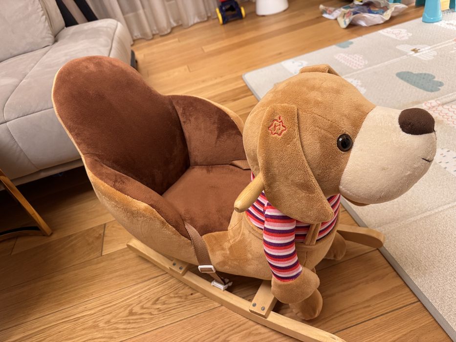 Детска люлка куче