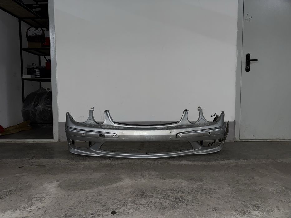 Передний AMG Бампер W211