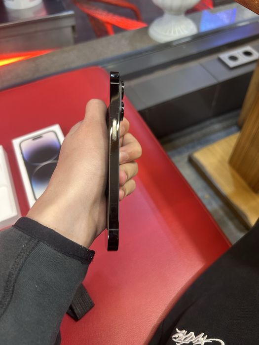 Продам Iphone 14 pro 256gb